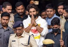 అల్లు అర్జున్కు బిగ్ షాక్.. సంధ్యా థియేటర్ కేసులో కోర్టు సమన్లు జారీ Allu Arjun