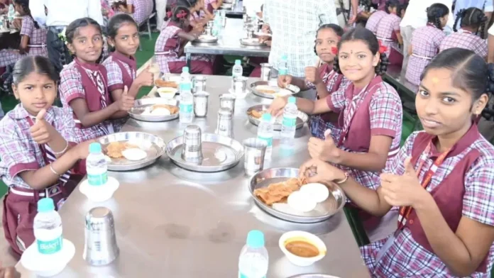 Breakfast in Government Schools and Junior Colleges