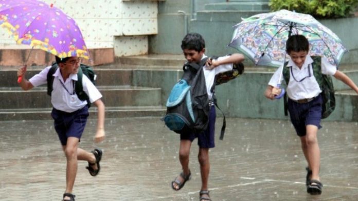 Heavy rains in Telangana.