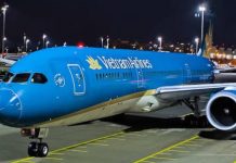 Vietnam flight : భయపెడుతున్న విమాన ప్రయాణాలు…రెండు గంటలపాటు గాలిలో ప్రాణాలు